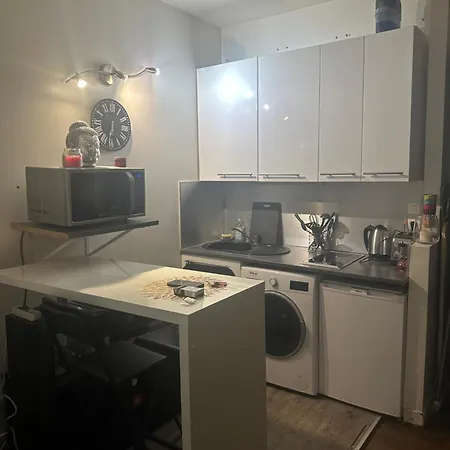 Sacre-coeur Atypique Apartment